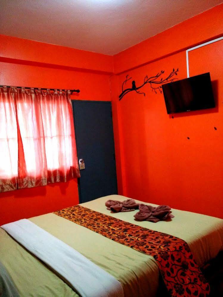 Yin Yang Guesthouse Chiang Mai Ngoại thất bức ảnh